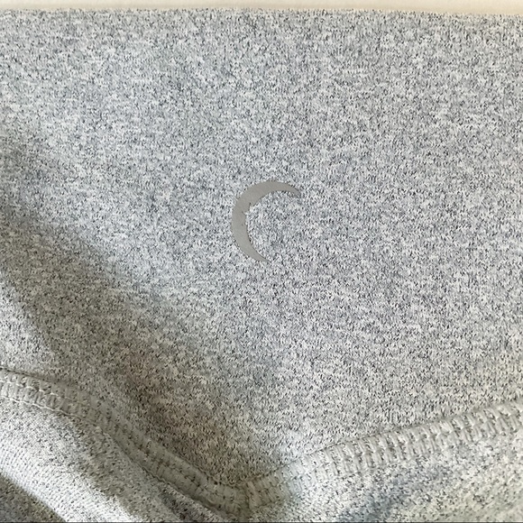 Zyia Active Grey Brilliant Double Scrunchy Hustle Shorts Size M - Picture 7 of 9